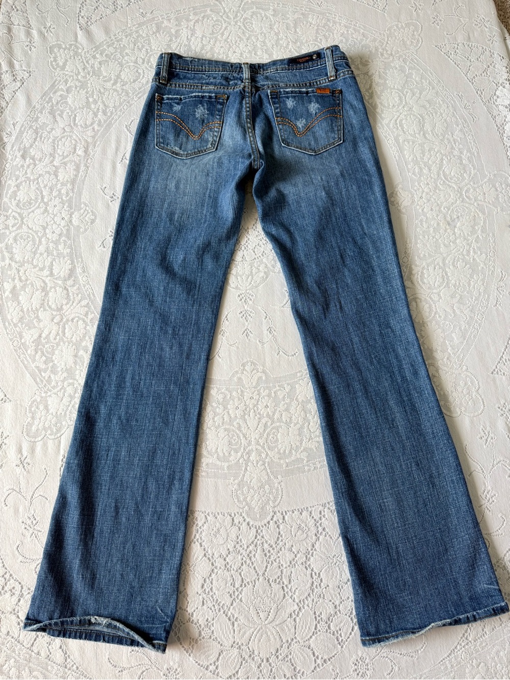 Vigoss Juniors low‎ rise Flare distressed Jeans size 9 long
